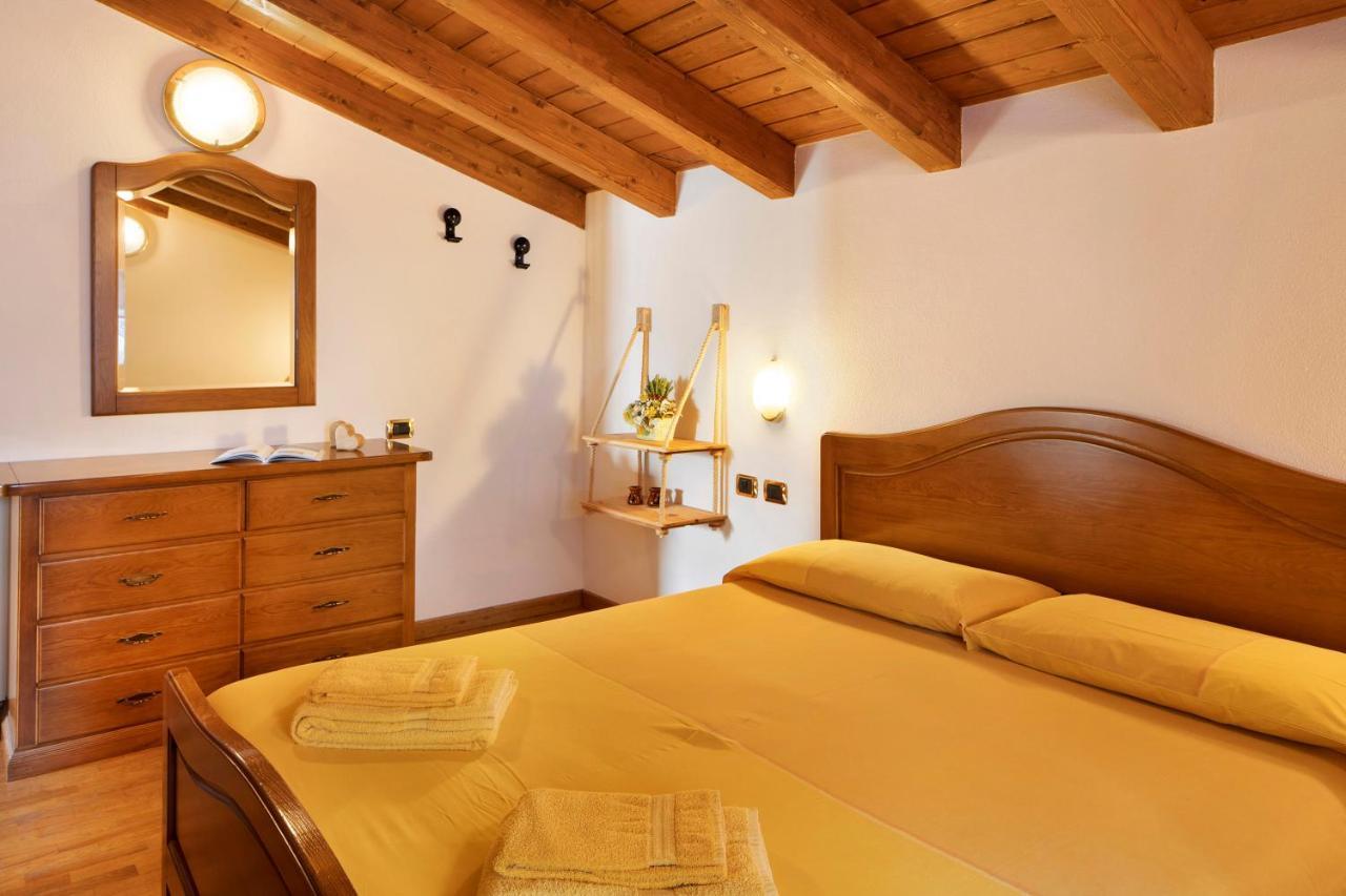 Chalet Maffins 2 Livigno Kültér fotó