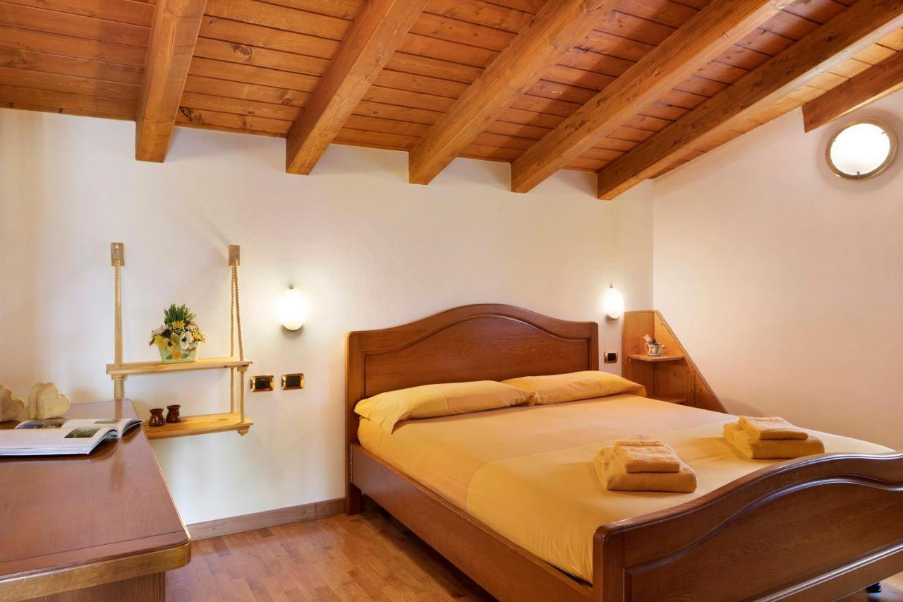 Chalet Maffins 2 Livigno Kültér fotó